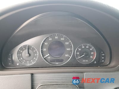 Zdjęcie 9 z 12 samochodu: 2004 MERCEDES-BENZ CLK 500 VIN:WDBTJ75J84F093386 - miniatura