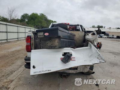 Zdjęcie 6 z 13 samochodu: 2018 GMC SIERRA C2500 HEAVY DUTY VIN:1GT11REG7JF176330 - miniatura