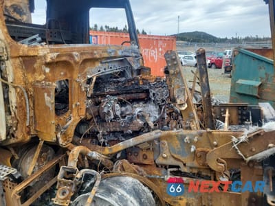 Zdjęcie 10 z 10 samochodu: 2021 VOLVO VHD VIN:4V5KC9EH7MN272346 - miniatura