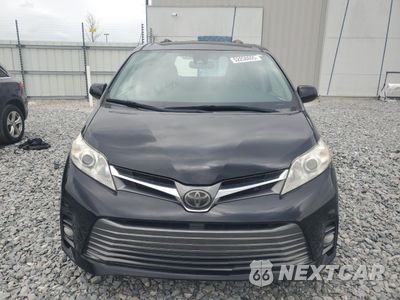 Piąte zdjęcie samochodu w środku: 2020 TOYOTA SIENNA XLE VIN:5TDYZ3DC5LS025122 - miniatura