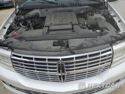 Zdjęcie 12 z 13 samochodu: 2011 LINCOLN NAVIGATOR VIN:5LMJJ2H51BEJ05402 - miniatura