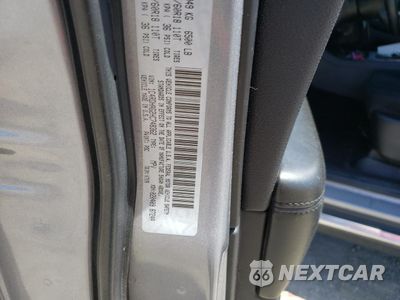 Zdjęcie 13 z 13 samochodu: 2017 DODGE DURANGO SXT VIN:1C4RDHAG2HC748362 - miniatura