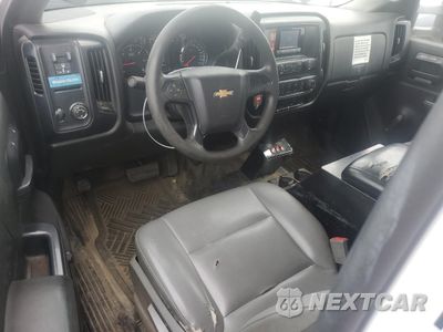 Zdjęcie 8 z 12 samochodu: 2015 CHEVROLET SILVERADO C3500 VIN:1GB3CYCG7FZ122777 - miniatura