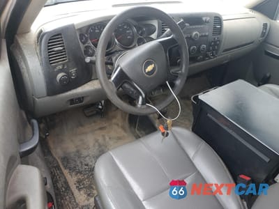 Zdjęcie 8 z 12 samochodu: 2012 CHEVROLET SILVERADO K3500 VIN:1GB3KZCG5CF203993 - miniatura