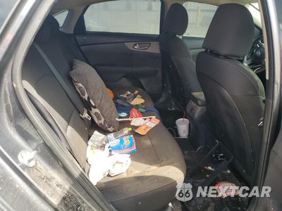 Zdjęcie 10 z 12 samochodu: 2021 KIA FORTE FE VIN:3KPF24AD6ME290433 - miniatura