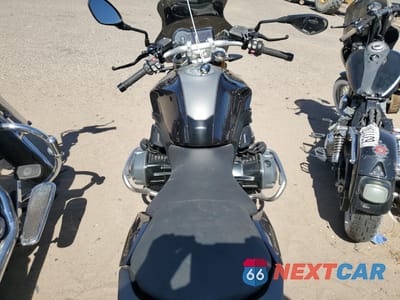 Zdjęcie 6 z 10 samochodu: 2017 BMW R1200 R VIN:WB10A1409HZ197980 - miniatura