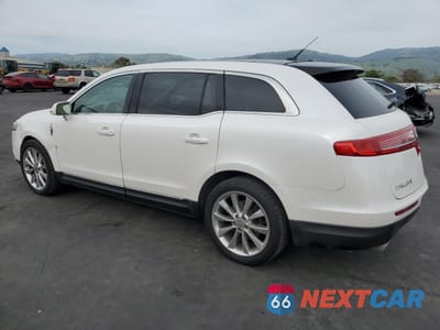 Drugie zdjęcie samochodu z przodu: 2011 LINCOLN MKT VIN:2LMHJ5AT1BBJ50674 - miniatura