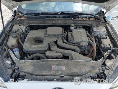 Zdjęcie 11 z 12 samochodu: 2018 FORD FUSION SE HYBRID VIN:3FA6P0LU7JR118882 - miniatura
