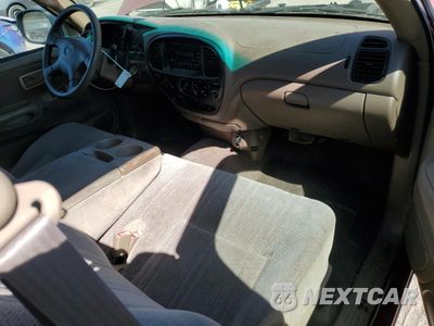 Zdjęcie 8 z 12 samochodu: 2001 TOYOTA TUNDRA ACCESS CAB SR5 VIN:5TBRN34161S202961 - miniatura