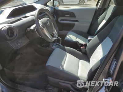 Zdjęcie 7 z 14 samochodu: 2014 TOYOTA PRIUS C VIN:JTDKDTB33E1067330 - miniatura