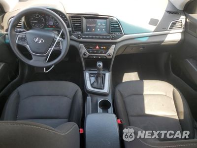 Zdjęcie 8 z 15 samochodu: 2018 HYUNDAI ELANTRA SE VIN:5NPD74LF8JH397918 - miniatura
