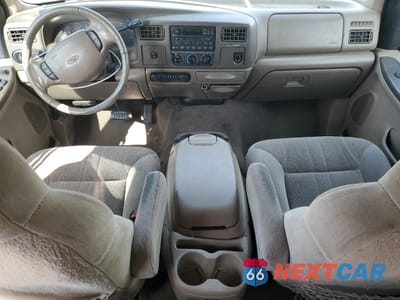 Zdjęcie 8 z 14 samochodu: 2000 FORD EXCURSION XLT VIN:1FMNU40L3YEC37832 - miniatura
