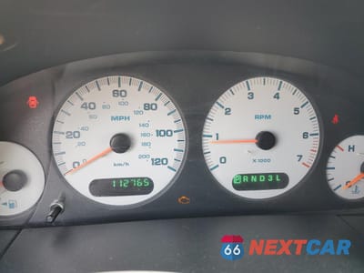 Zdjęcie 9 z 13 samochodu: 2003 CHRYSLER TOWN & COUNTRY VIN:2C4GP24R63R297963 - miniatura