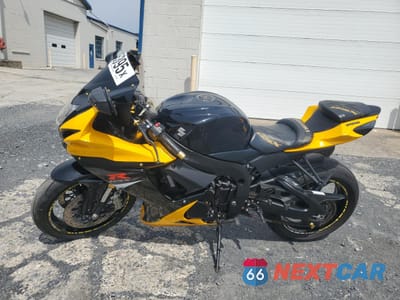 Trzecie zdjęcie samochodu z tyłu: 2017 SUZUKI GSX-R750 VIN:JS1GR7MA6H2100839 - miniatura
