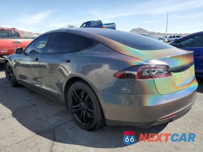 Drugie zdjęcie samochodu z przodu: 2015 TESLA MODEL S 70D VIN:5YJSA1S28FF099459 - miniatura