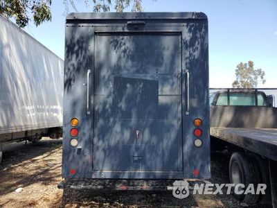 Zdjęcie 6 z 13 samochodu: 2020 FREIGHTLINER CHASSIS M LINE WALK-IN VAN VIN:4UZAC2EA2LCLZ6200 - miniatura
