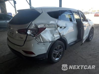 Trzecie zdjęcie samochodu z tyłu: 2017 HYUNDAI SANTA FE SPORT VIN:5NMZTDLBXHH018875 - miniatura