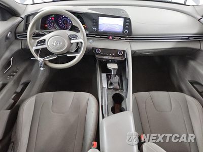Zdjęcie 8 z 14 samochodu: 2021 HYUNDAI ELANTRA SEL VIN:5NPLM4AG4MH023584 - miniatura