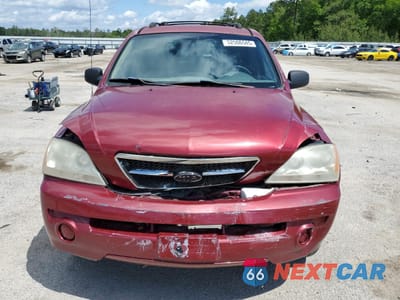 Piąte zdjęcie samochodu w środku: 2004 KIA SORENTO EX VIN:KNDJD733145215693 - miniatura