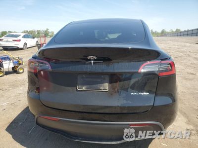 Zdjęcie 6 z 14 samochodu: 2023 TESLA MODEL Y VIN:7SAYGDEE0PF698411 - miniatura