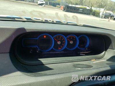 Zdjęcie 9 z 13 samochodu: 2015 TOYOTA SCION XB VIN:JTLZE4FE5FJ077134 - miniatura