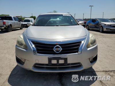 Piąte zdjęcie samochodu w środku: 2015 NISSAN ALTIMA 2.5 VIN:1N4AL3AP9FN373130 - miniatura