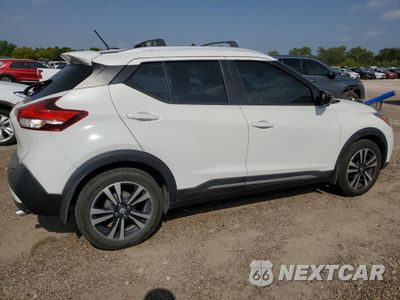 Trzecie zdjęcie samochodu z tyłu: 2018 NISSAN KICKS S VIN:3N1CP5CU2JL522186 - miniatura