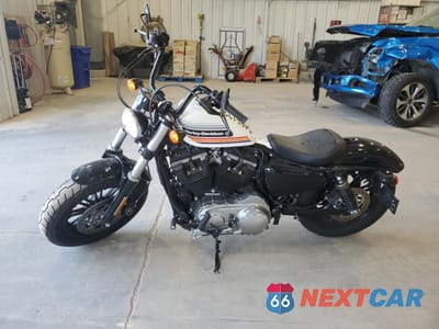 Trzecie zdjęcie samochodu z tyłu: 2018 HARLEY-DAVIDSON XL1200 XS VIN:1HD1LR32XJC426936 - miniatura