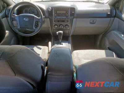Zdjęcie 8 z 12 samochodu: 2009 KIA SORENTO LX VIN:KNDJC735195868486 - miniatura