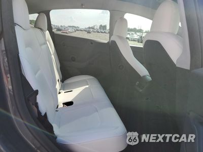 Zdjęcie 10 z 12 samochodu: 2023 TESLA MODEL Y VIN:7SAYGDEE4PA169461 - miniatura