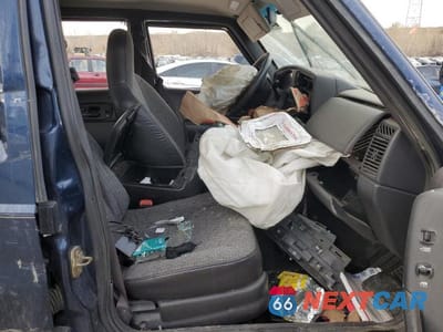 Zdjęcie 7 z 13 samochodu: 2000 JEEP CHEROKEE SPORT VIN:1J4FF48S9YL136850 - miniatura