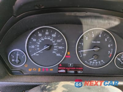 Zdjęcie 9 z 13 samochodu: 2012 BMW 328 I VIN:WBA3A5G5XCNP17664 - miniatura