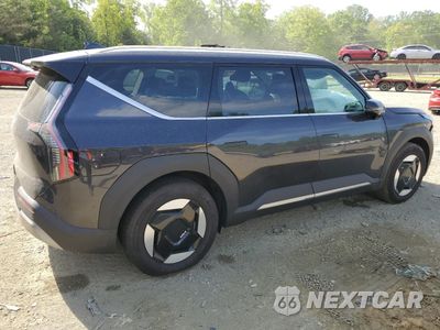 Trzecie zdjęcie samochodu z tyłu: 2025 KIA EV9 WIND VIN:5XYAFFS5XSG003287 - miniatura
