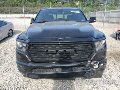 Piąte zdjęcie samochodu w środku: 2022 RAM 1500 BIG HORN/LONE STAR VIN:1C6RREFG0NN464275 - miniatura