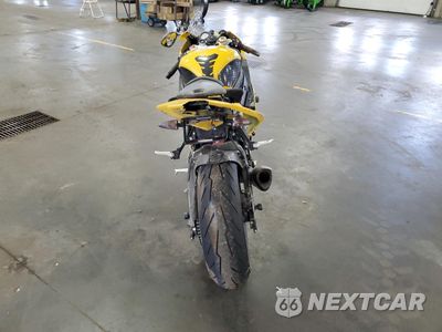 Czwarte zdjęcie samochodu z boku: 2011 BMW S 1000 RR VIN:WB1051706BZV43233 - miniatura