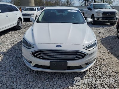 Piąte zdjęcie samochodu w środku: 2017 FORD FUSION SE HYBRID VIN:3FA6P0LU6HR409111 - miniatura