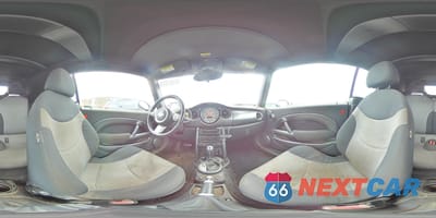Zdjęcie 13 z 14 samochodu: 2007 MINI COOPER VIN:WMWRF33527TG16774 - miniatura