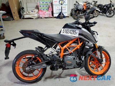 2021 KTM 390 DUKE MD2JPJ407MC256912 - główne zdjęcie licytacji z USA - miniatura