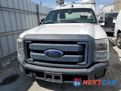 Piąte zdjęcie samochodu w środku: 2013 FORD F350 SUPER DUTY VIN:1FDRF3A65DEB92305 - miniatura