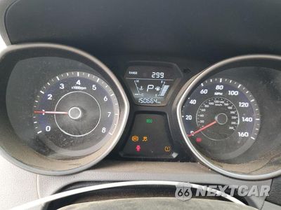 Zdjęcie 9 z 12 samochodu: 2015 HYUNDAI ELANTRA SE VIN:5NPDH4AE1FH641150 - miniatura