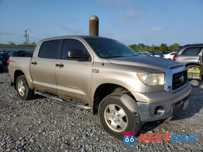 Czwarte zdjęcie samochodu z boku: 2008 TOYOTA TUNDRA CREWMAX VIN:5TBEV541X8S480170 - miniatura