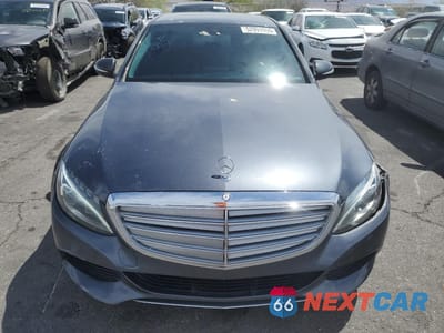 Piąte zdjęcie samochodu w środku: 2015 MERCEDES-BENZ C 300 VIN:55SWF4JB6FU067226 - miniatura