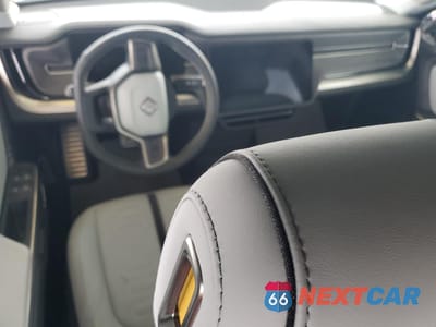 Zdjęcie 8 z 15 samochodu: 2023 RIVIAN R1S ADVENTURE VIN:7PDSGABA2PN006517 - miniatura