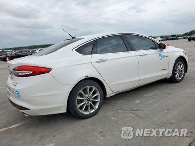 Trzecie zdjęcie samochodu z tyłu: 2017 FORD FUSION SE HYBRID VIN:3FA6P0LU5HR408984 - miniatura
