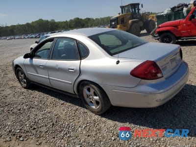 Drugie zdjęcie samochodu z przodu: 2001 FORD TAURUS SES VIN:1FAFP55U91G196212 - miniatura