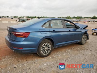 Trzecie zdjęcie samochodu z tyłu: 2019 VOLKSWAGEN JETTA SEL VIN:3VWE57BU2KM096534 - miniatura