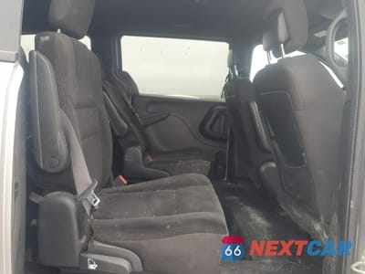 Zdjęcie 11 z 17 samochodu: 2018 DODGE GRAND CARAVAN SE VIN:2C4RDGBG1JR184225 - miniatura