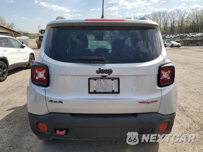 Zdjęcie 6 z 13 samochodu: 2016 JEEP RENEGADE TRAILHAWK VIN:ZACCJBCT6GPD16924 - miniatura