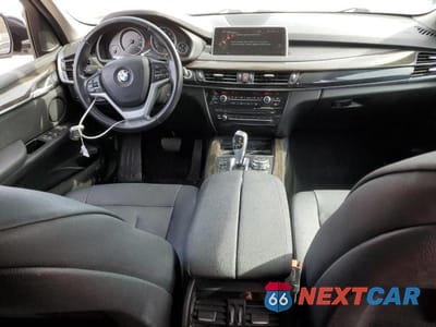 Zdjęcie 8 z 13 samochodu: 2015 BMW X5 XDRIVE35I VIN:5UXKR0C55F0P11478 - miniatura