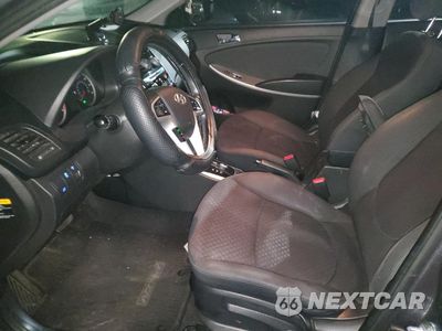 Zdjęcie 7 z 12 samochodu: 2013 HYUNDAI ACCENT GLS VIN:KMHCU5AE6DU118699 - miniatura